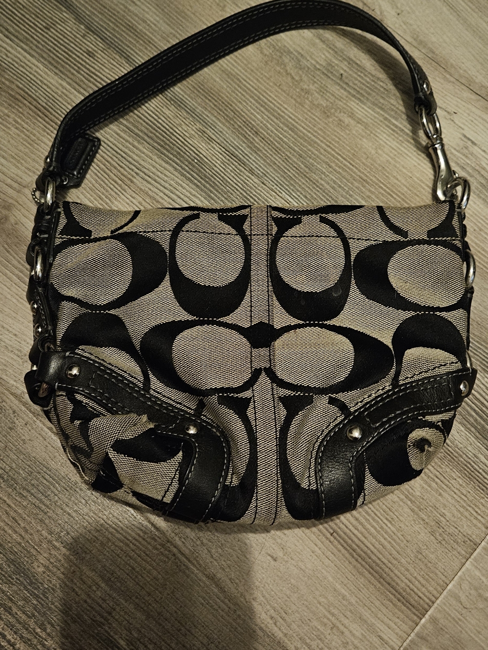 Coach Black and Beige Signature Logo Shoulder Bag - Picture 2 of 5
